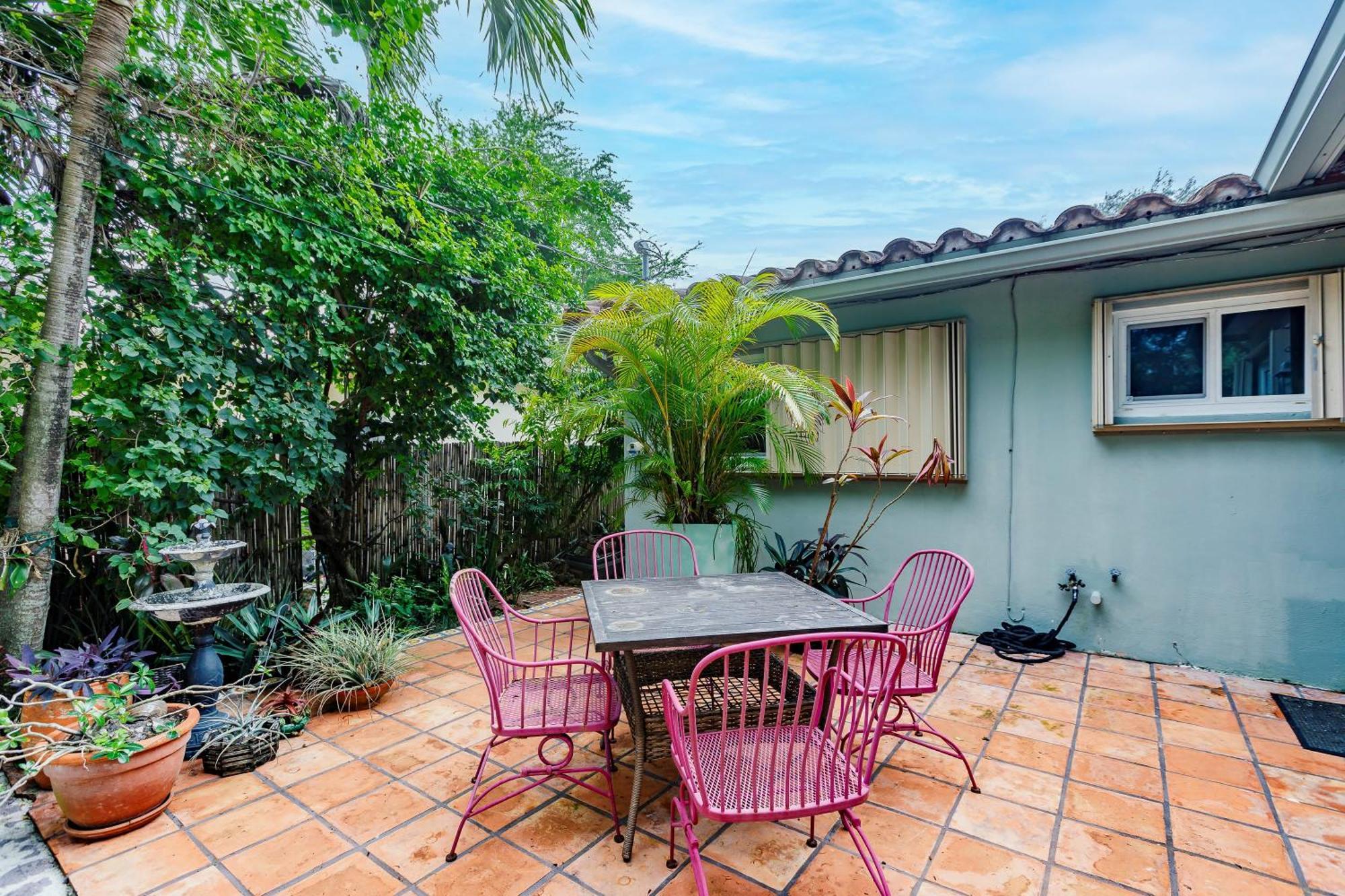Bnb Hyperion - Updated 1B1B Hideaway - Sleeps 3 Hollywood Kültér fotó